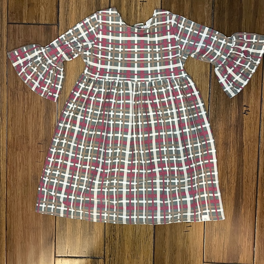 Lulu & Roo / Little Road Co. Bell Sleeve Dress 4T
